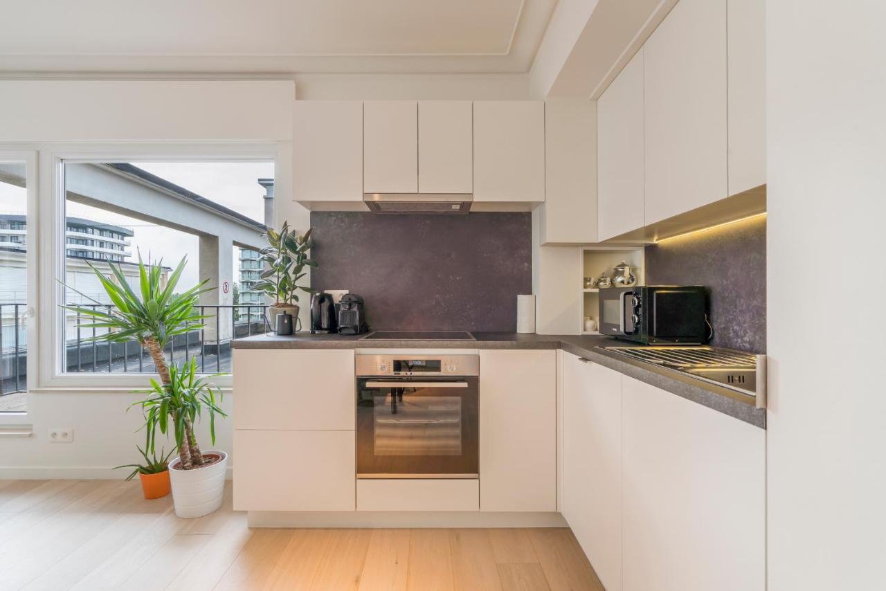 Modern And Bright Seaside App W Seaview & Terrace Apartamento Ostend Exterior foto
