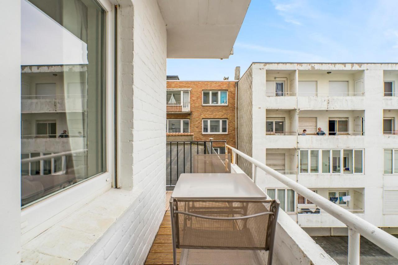 Modern And Bright Seaside App W Seaview & Terrace Apartamento Ostend Exterior foto